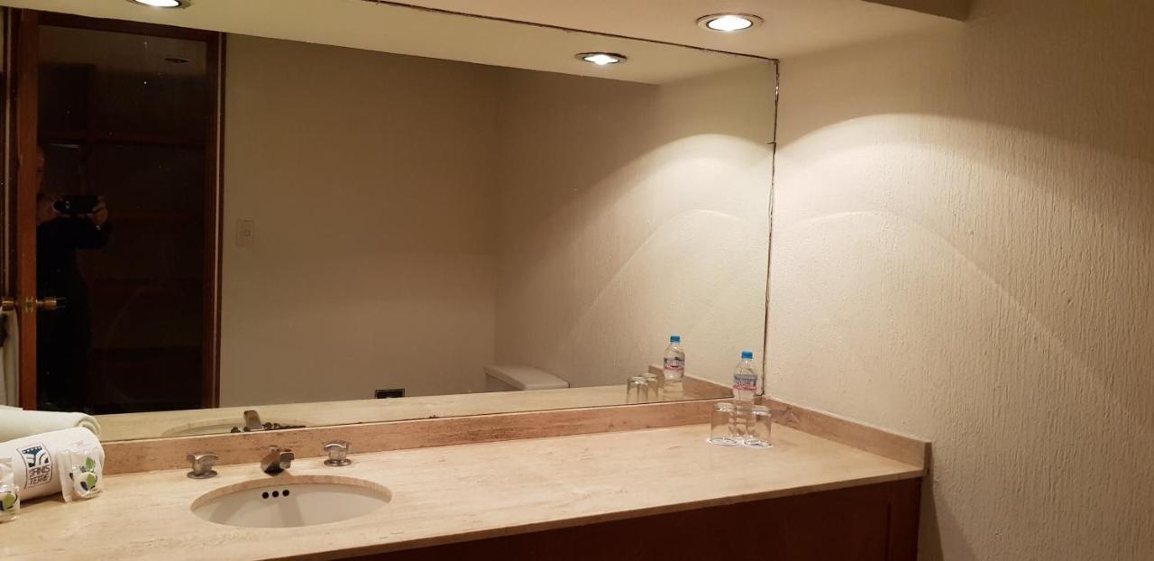 Hotel Finisterre مدينة مكسيكو المظهر الخارجي الصورة
